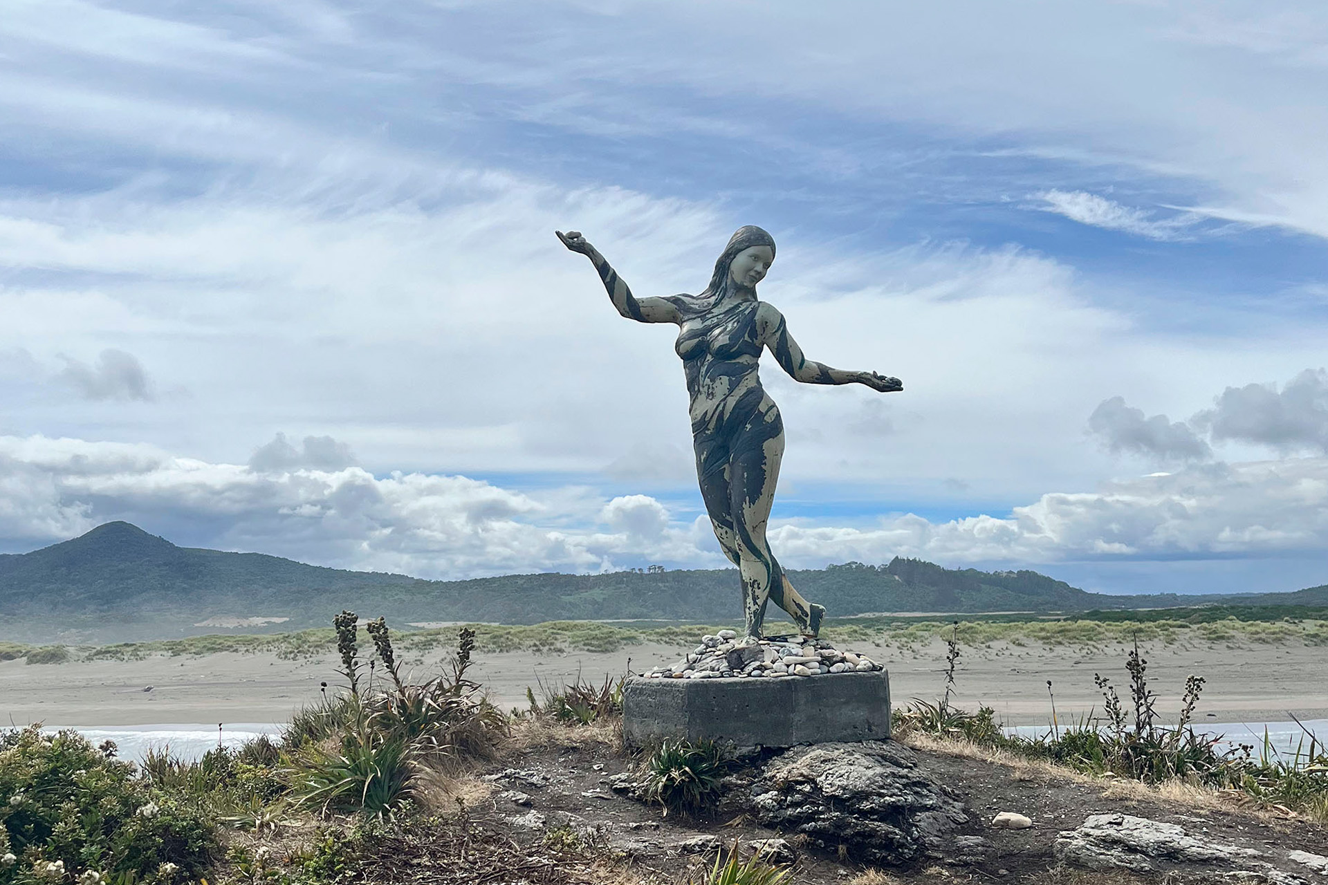 Web-MuelledelaLuz-mujer