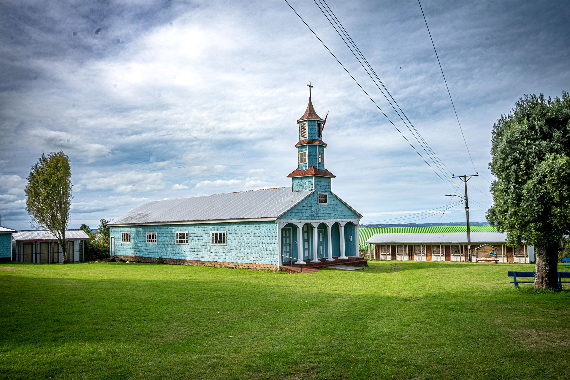 Web-Quinchao-HuyarAlto-Iglesia-NuestraSeñoradeLourdes1
